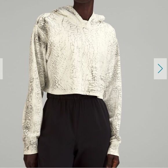 NWT New LULULEMON All Yours Cropped Hoodie Sweatshirt Thread Dye White Black 10 - Picture 1 of 6